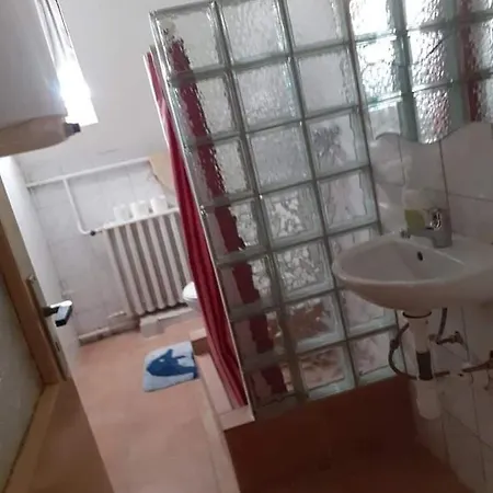 Pihenes A Malomtonal Privat Berlemeny Landhaus Tapolca