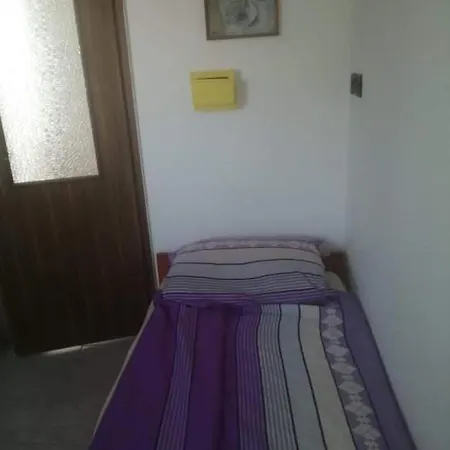 Pihenes A Malomtonal Privat Berlemeny * Tapolca