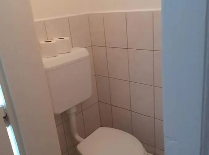 Pihenes A Malomtonal Privat Berlemeny בית כפרי